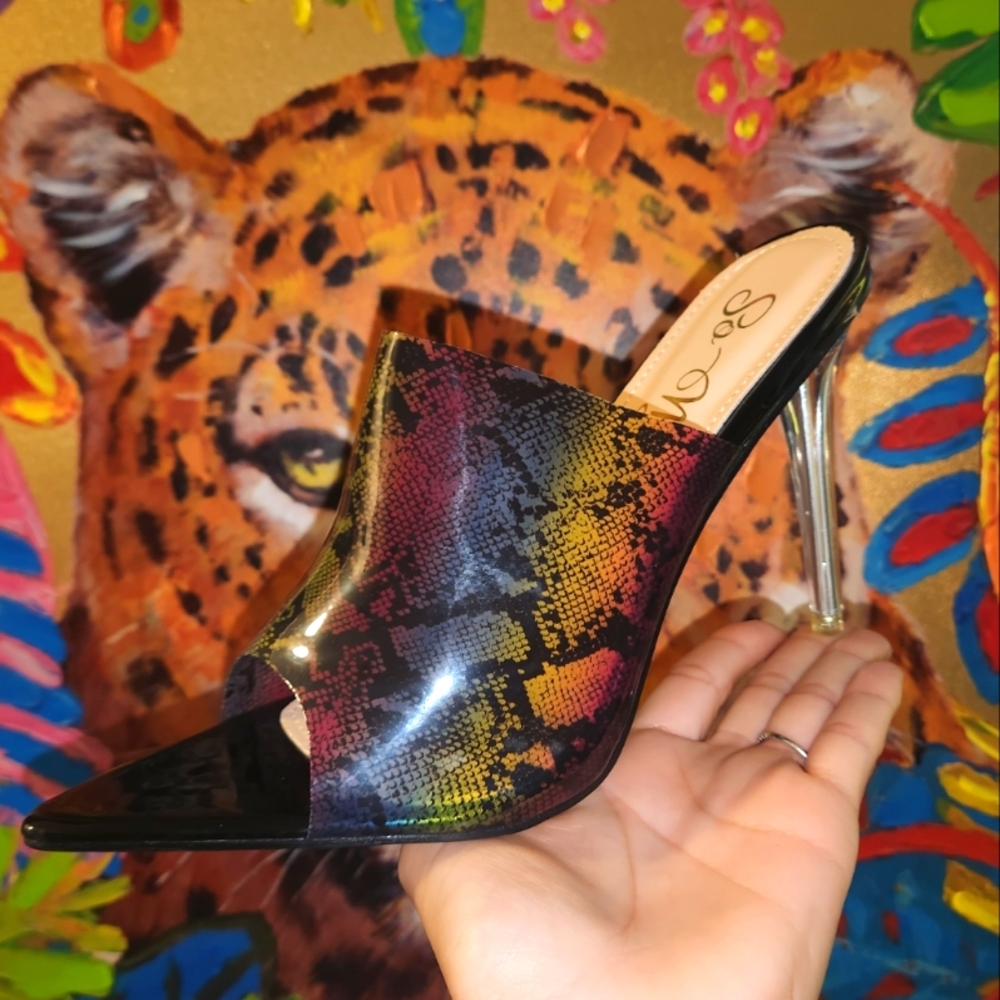 "Make 'em Sweat Baddie" Mule Heels - Picture 2 of 3